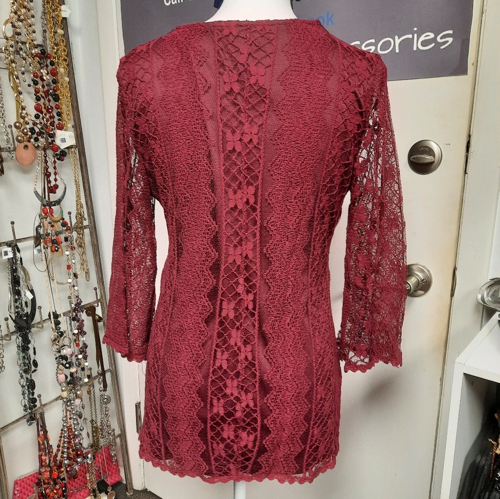 Top - Picture 5 of 6